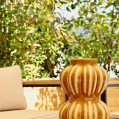 Apartamento De Standing Avec Jardin A 3 Min *